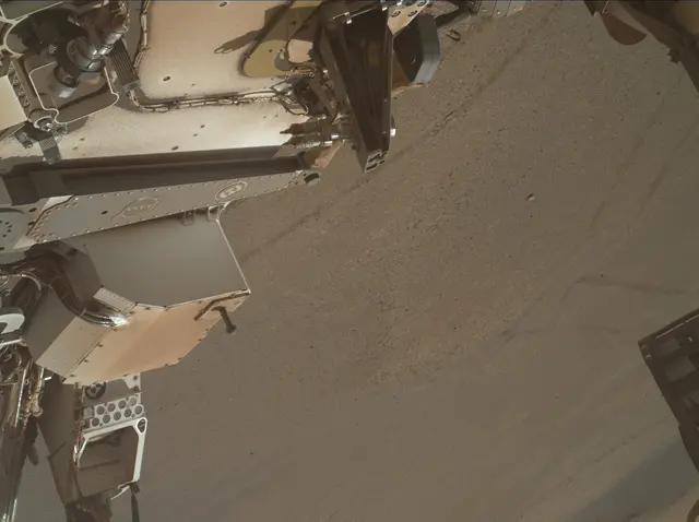Sol 2553: Mars Hand Lens Imager (MAHLI)