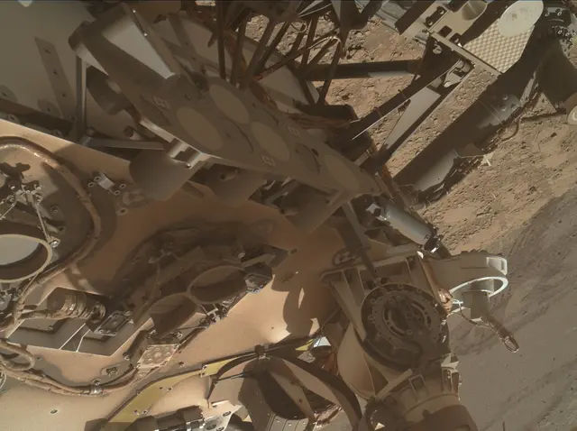 Sol 2553: Mars Hand Lens Imager (MAHLI)