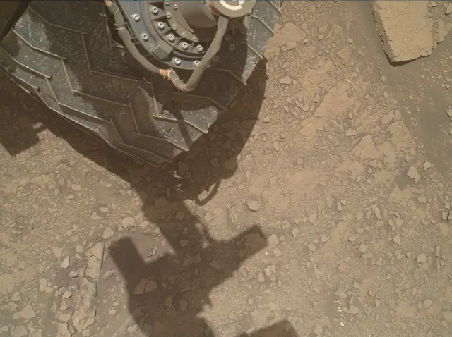 Sol 2553: Mars Hand Lens Imager (MAHLI)