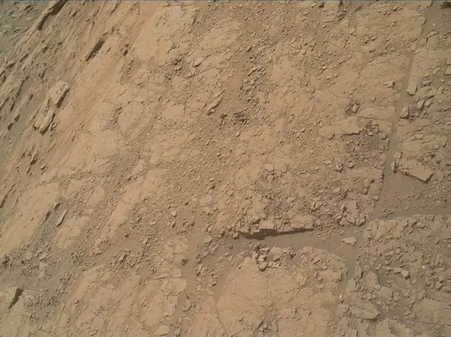 Sol 2553: Mars Hand Lens Imager (MAHLI)