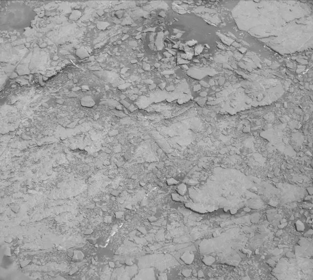 Sol 2554: Mast Camera (Mastcam)