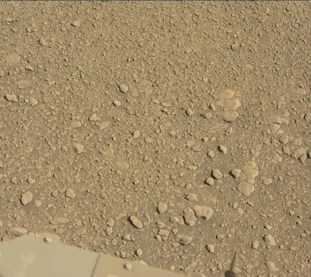 Sol 2555: Mast Camera (Mastcam)