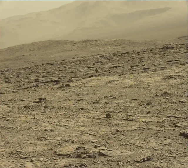 Sol 2555: Mast Camera (Mastcam)