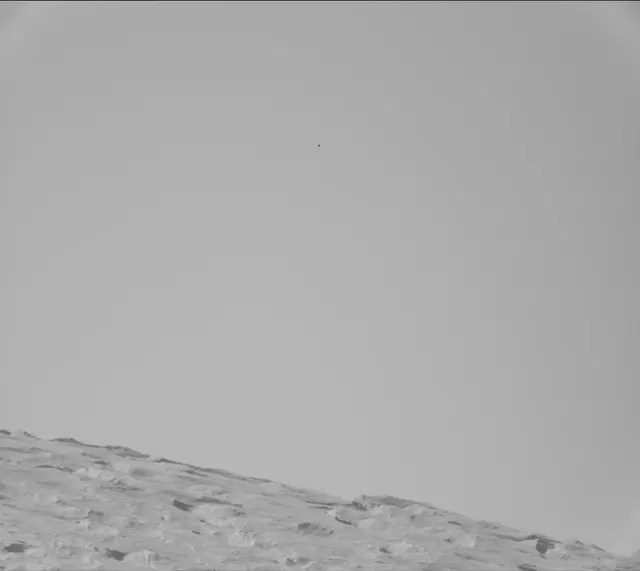 Sol 2555: Mast Camera (Mastcam)