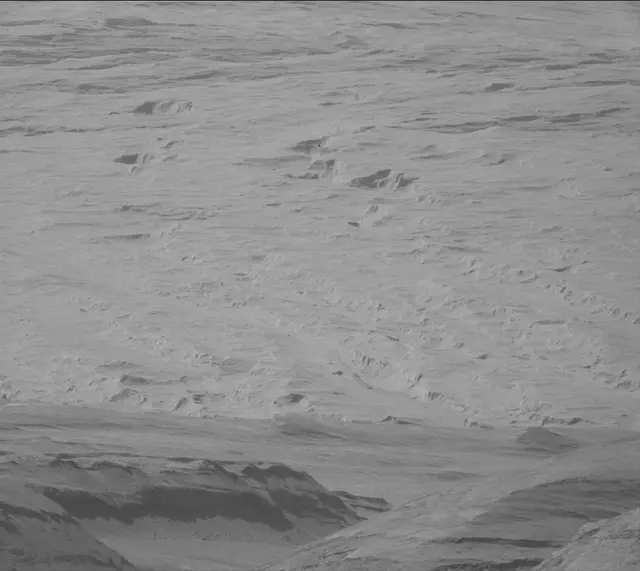 Sol 2555: Mast Camera (Mastcam)