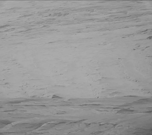 Sol 2555: Mast Camera (Mastcam)