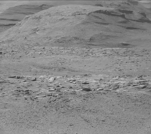 Sol 2555: Mast Camera (Mastcam)