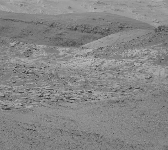 Sol 2555: Mast Camera (Mastcam)