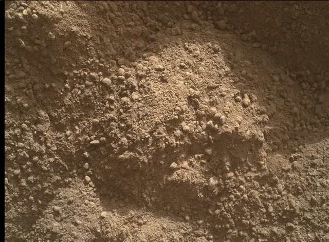 Sol 2558: Mars Hand Lens Imager (MAHLI)