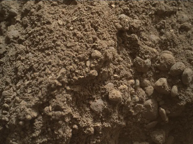 Sol 2558: Mars Hand Lens Imager (MAHLI)