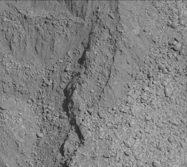Sol 2559: Mast Camera (Mastcam)