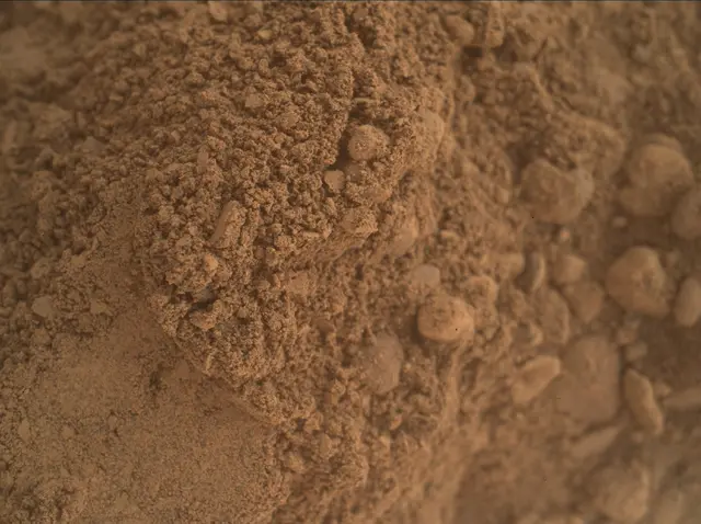 Sol 2559: Mars Hand Lens Imager (MAHLI)