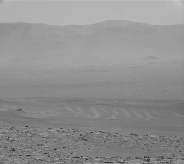 Sol 2560: Mast Camera (Mastcam)