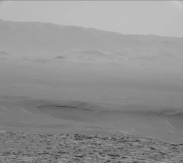 Sol 2560: Mast Camera (Mastcam)