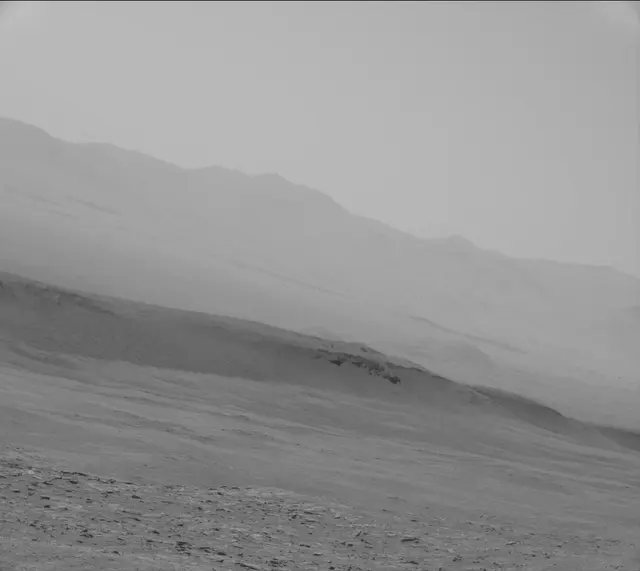 Sol 2560: Mast Camera (Mastcam)