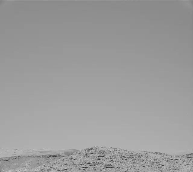 Sol 2560: Mast Camera (Mastcam)