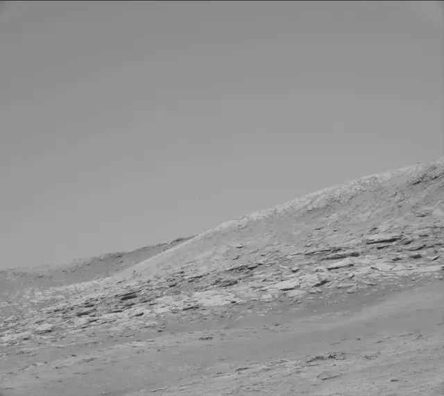 Sol 2560: Mast Camera (Mastcam)