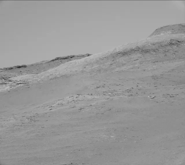 Sol 2560: Mast Camera (Mastcam)