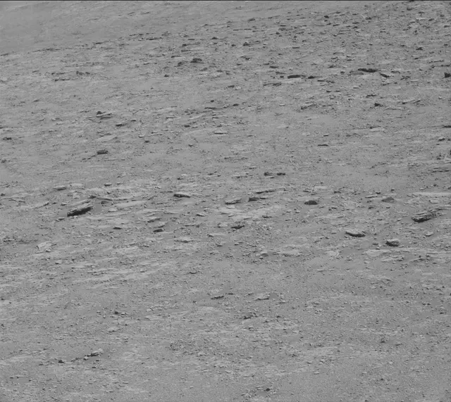 Sol 2560: Mast Camera (Mastcam)