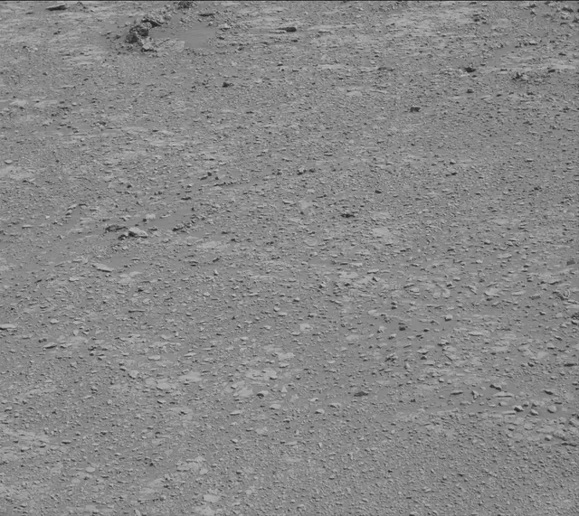 Sol 2560: Mast Camera (Mastcam)