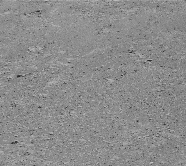 Sol 2560: Mast Camera (Mastcam)