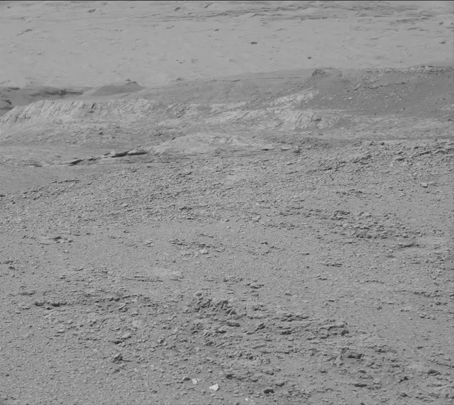 Sol 2560: Mast Camera (Mastcam)