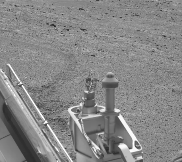 Sol 2560: Mast Camera (Mastcam)