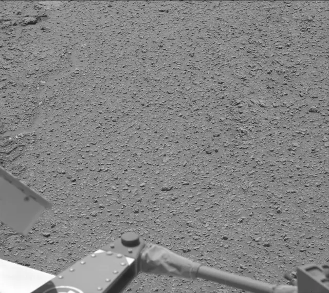 Sol 2560: Mast Camera (Mastcam)