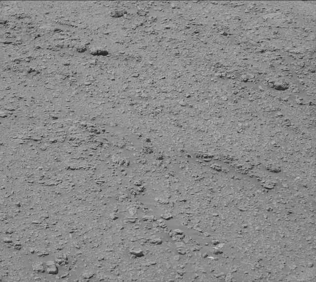 Sol 2560: Mast Camera (Mastcam)