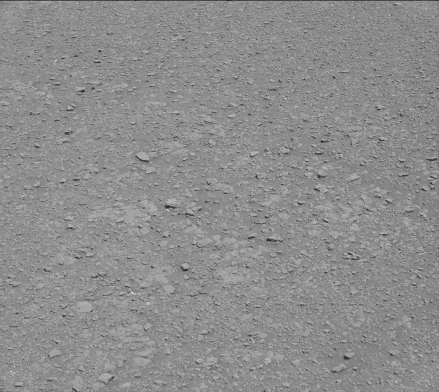 Sol 2560: Mast Camera (Mastcam)