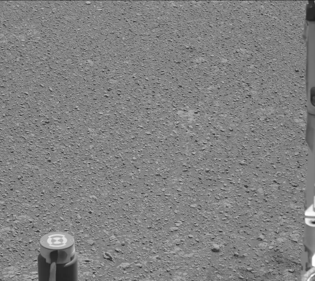 Sol 2560: Mast Camera (Mastcam)