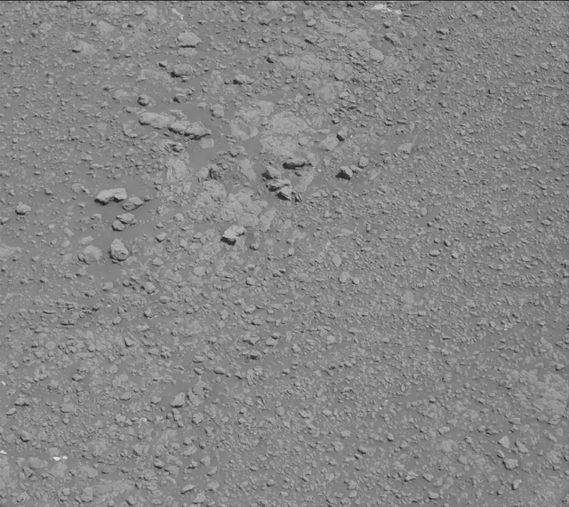 Sol 2560: Mast Camera (Mastcam)