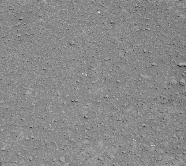 Sol 2560: Mast Camera (Mastcam)