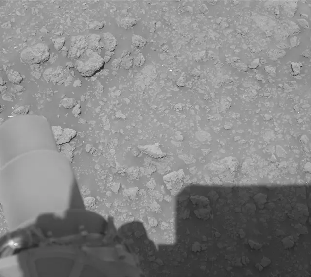 Sol 2560: Mast Camera (Mastcam)