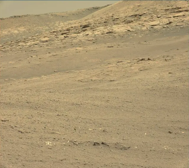 Sol 2563: Mast Camera (Mastcam)