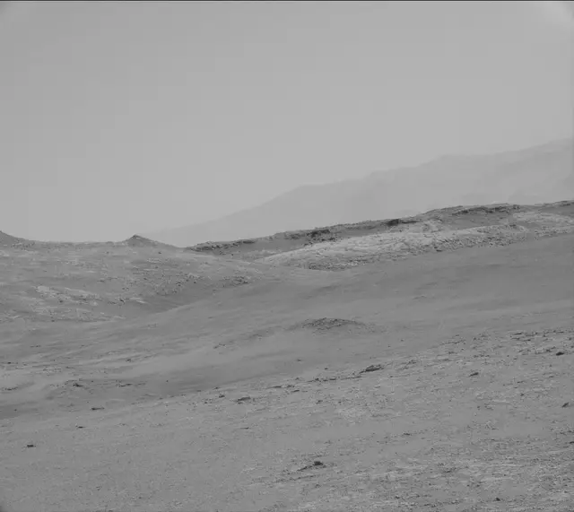Sol 2563: Mast Camera (Mastcam)