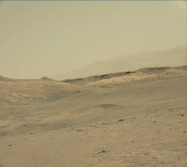 Sol 2563: Mast Camera (Mastcam)
