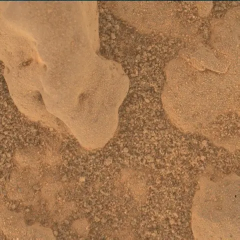Sol 2563: Mars Hand Lens Imager (MAHLI)