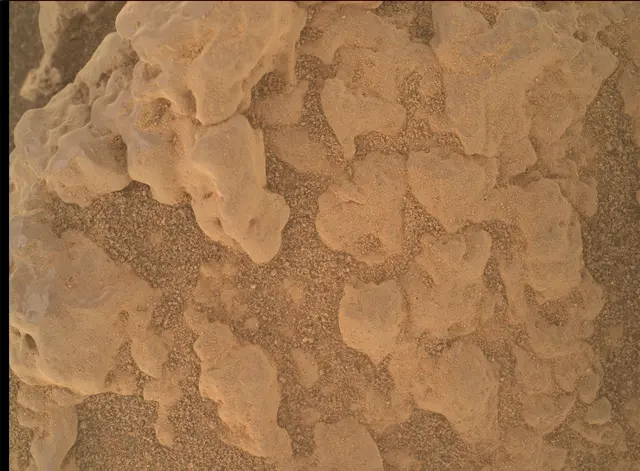 Sol 2563: Mars Hand Lens Imager (MAHLI)