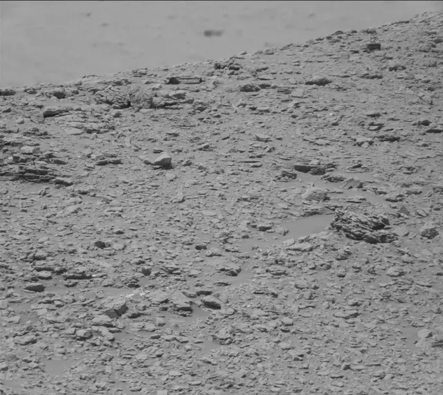 Sol 2564: Mast Camera (Mastcam)