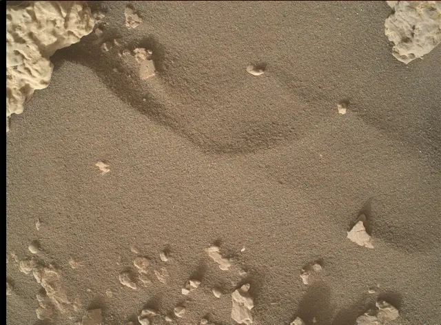 Sol 2564: Mars Hand Lens Imager (MAHLI)