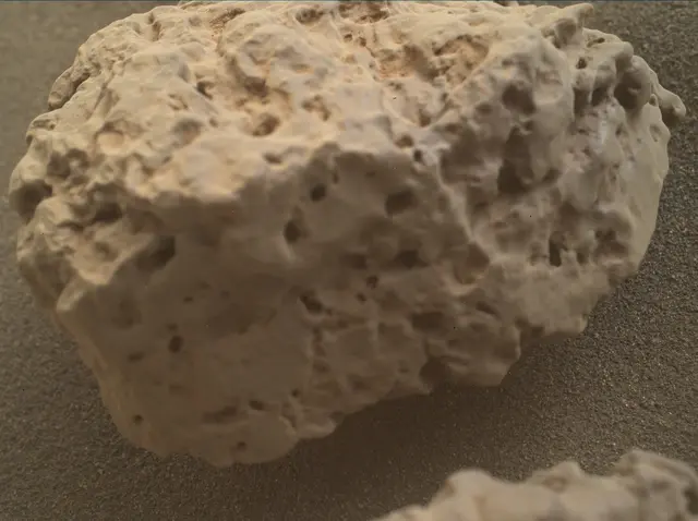 Sol 2564: Mars Hand Lens Imager (MAHLI)