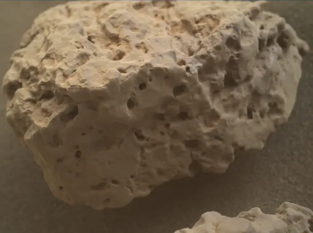 Sol 2564: Mars Hand Lens Imager (MAHLI)