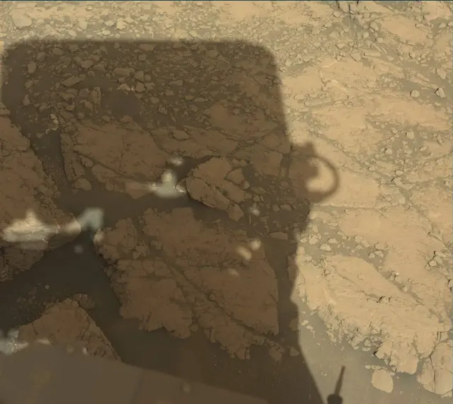 Sol 2565: Mast Camera (Mastcam)