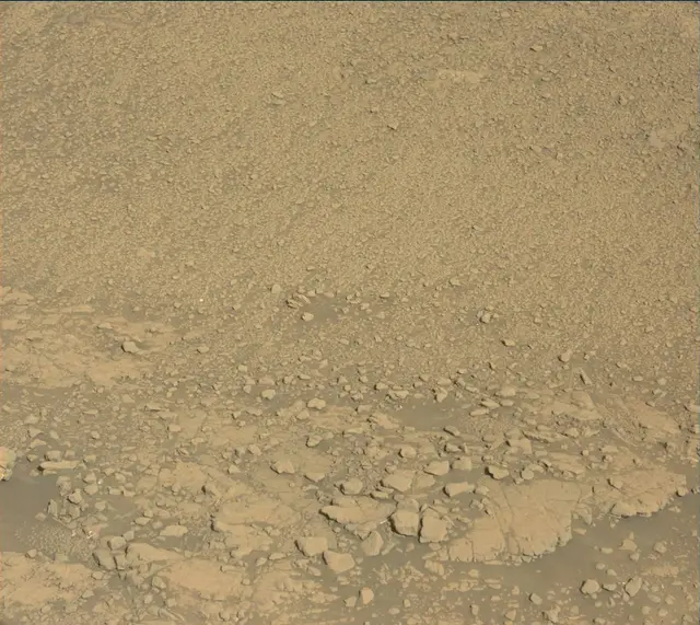 Sol 2565: Mast Camera (Mastcam)