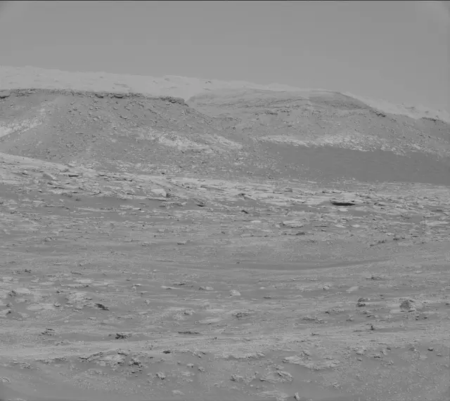 Sol 2565: Mast Camera (Mastcam)