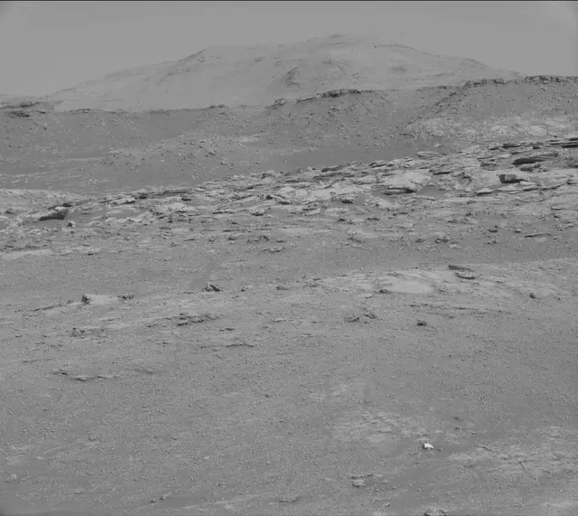 Sol 2565: Mast Camera (Mastcam)