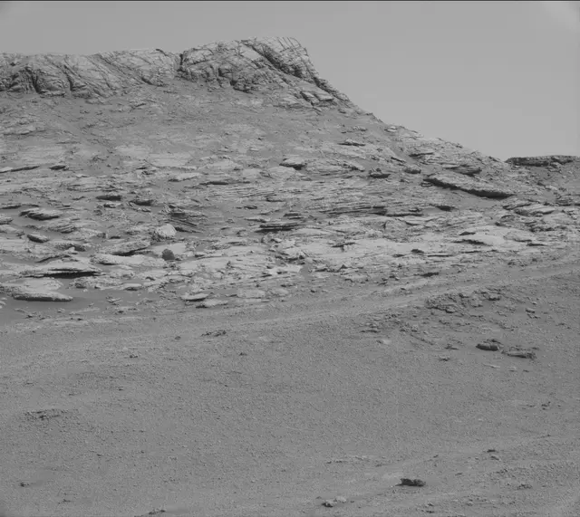 Sol 2565: Mast Camera (Mastcam)
