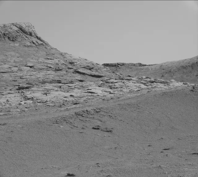 Sol 2567: Mast Camera (Mastcam)