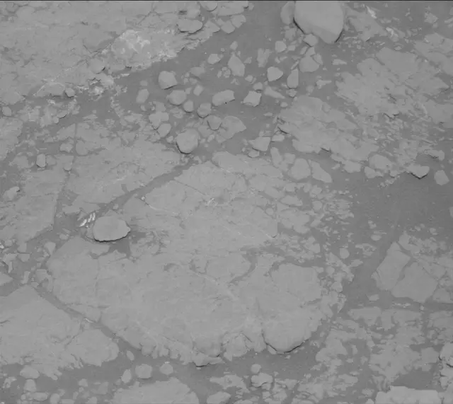 Sol 2567: Mast Camera (Mastcam)